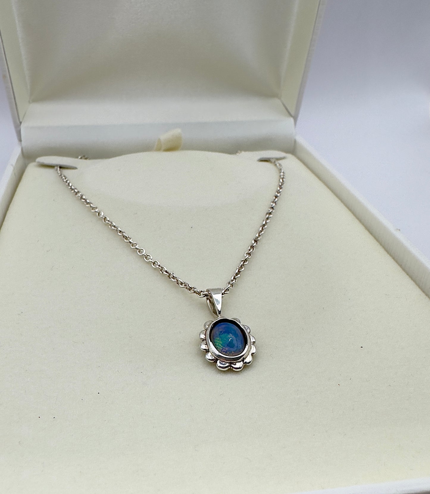 Collier Opale