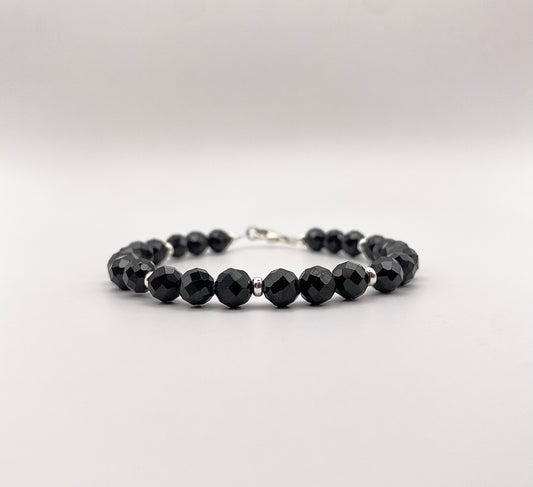 Bracelet Spinelle noire facettes